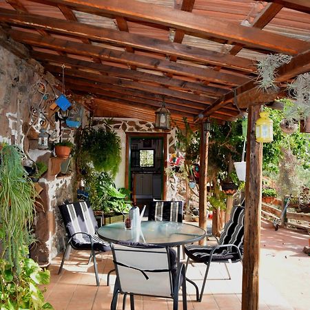 La Casa De Los Pinos Temisas Extérieur photo